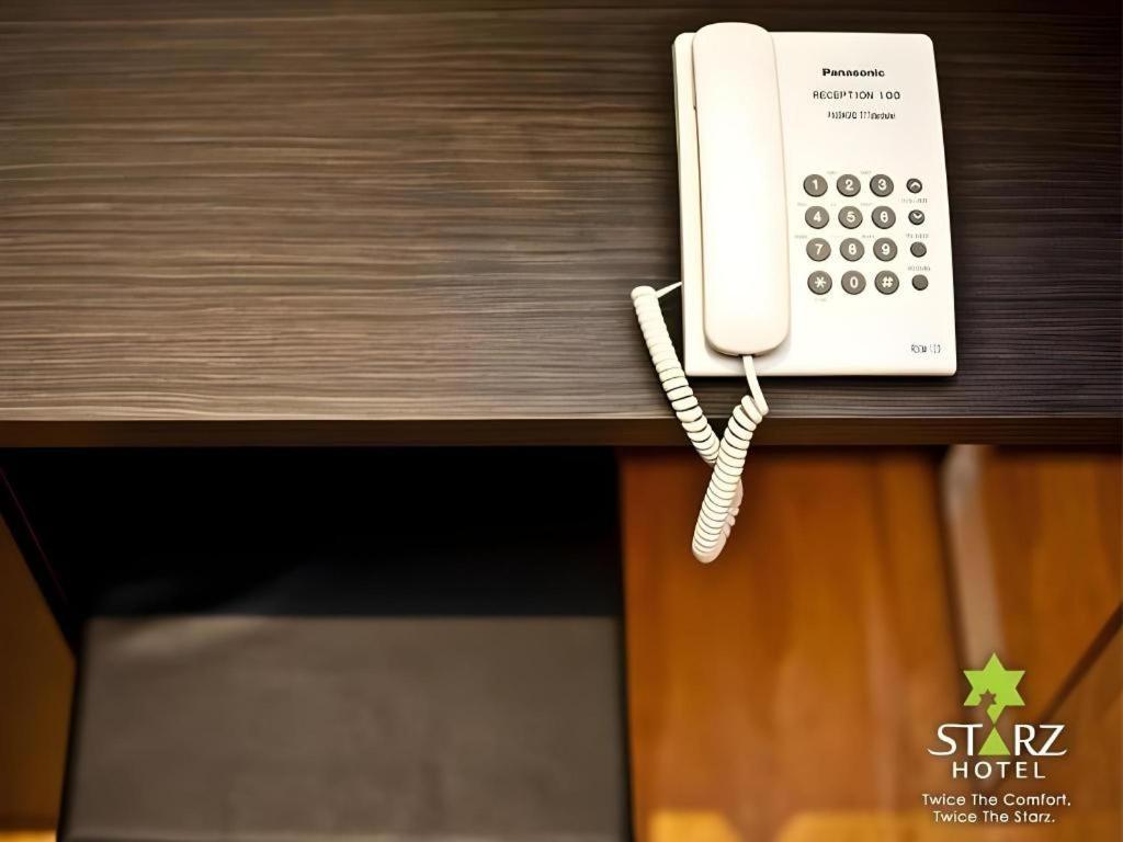 Starz Hotel Keluang Exterior photo